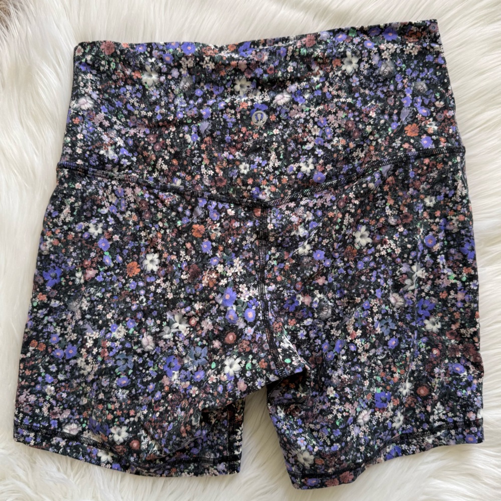 lululemon Align™ High-Rise Short 6" Flower Burst Multi 8 - Picture 5 of 7